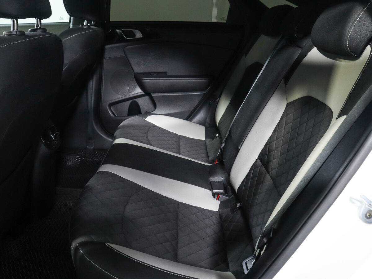 Kia Proceed с пробегом — 2019 год. Фото: #7