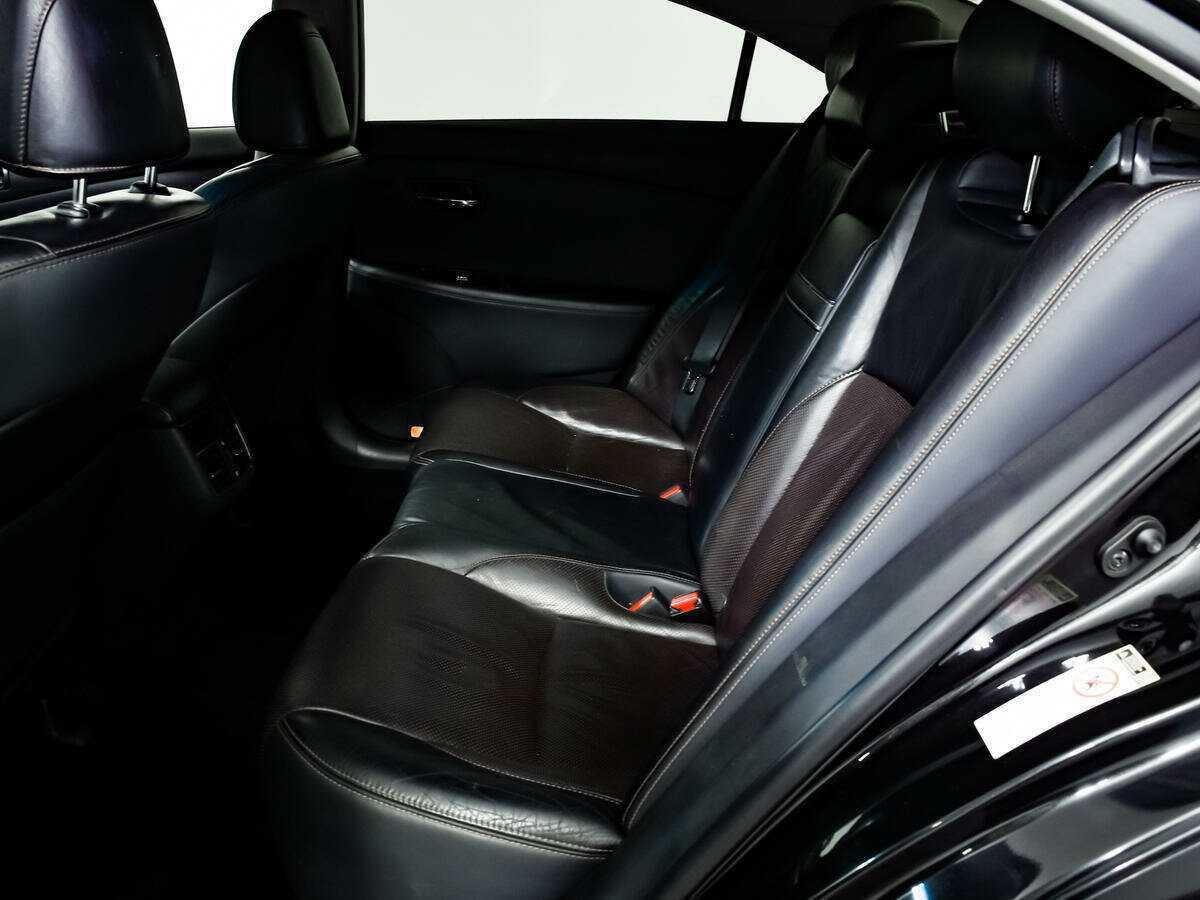 Lexus ES с пробегом — 2012 год. Фото: #11