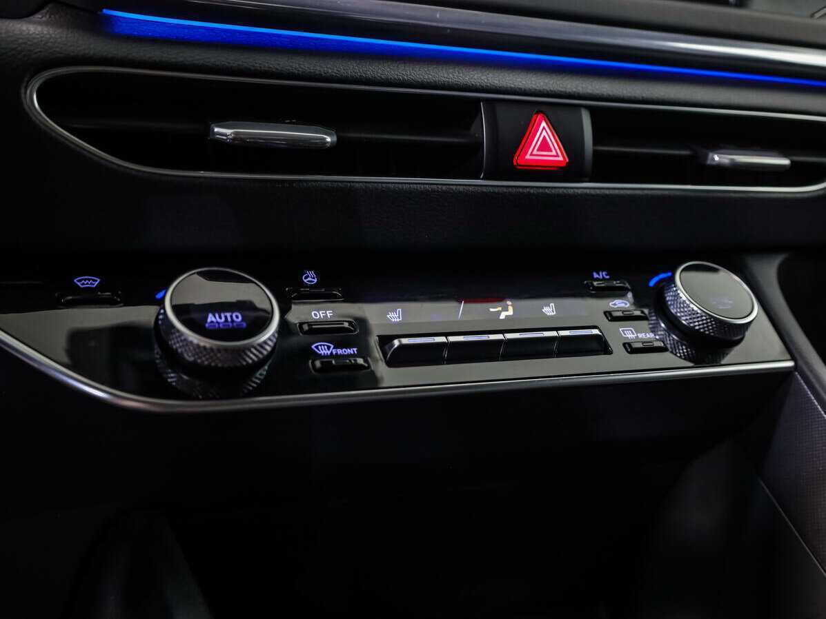 Hyundai Sonata с пробегом — 2021 год. Фото: #13