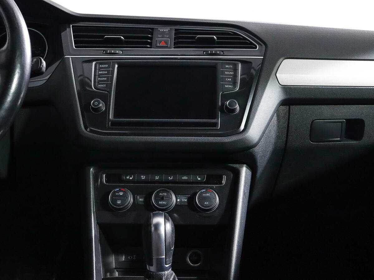 Volkswagen Tiguan с пробегом — 2017 год. Фото: #12