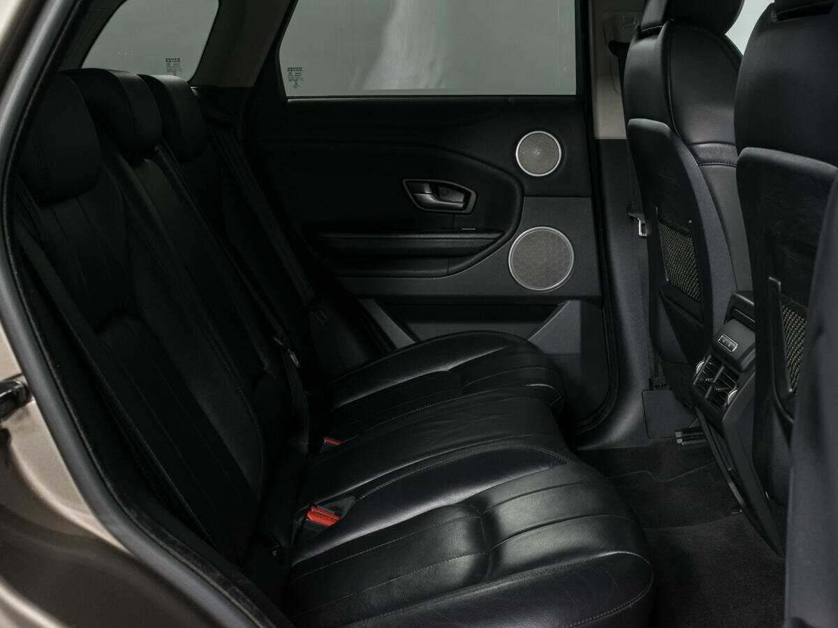 Land Rover Range Rover Evoque с пробегом — 2017 год. Фото: #12