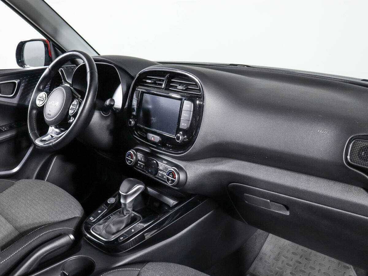 Kia Soul с пробегом — 2023 год. Фото: #8