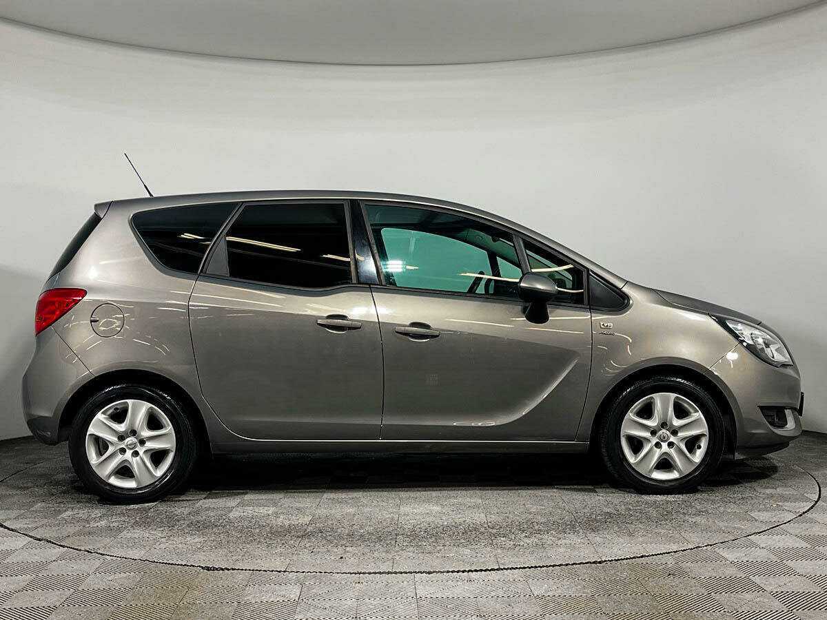 Opel Meriva с пробегом — 2014 год. Фото: #3