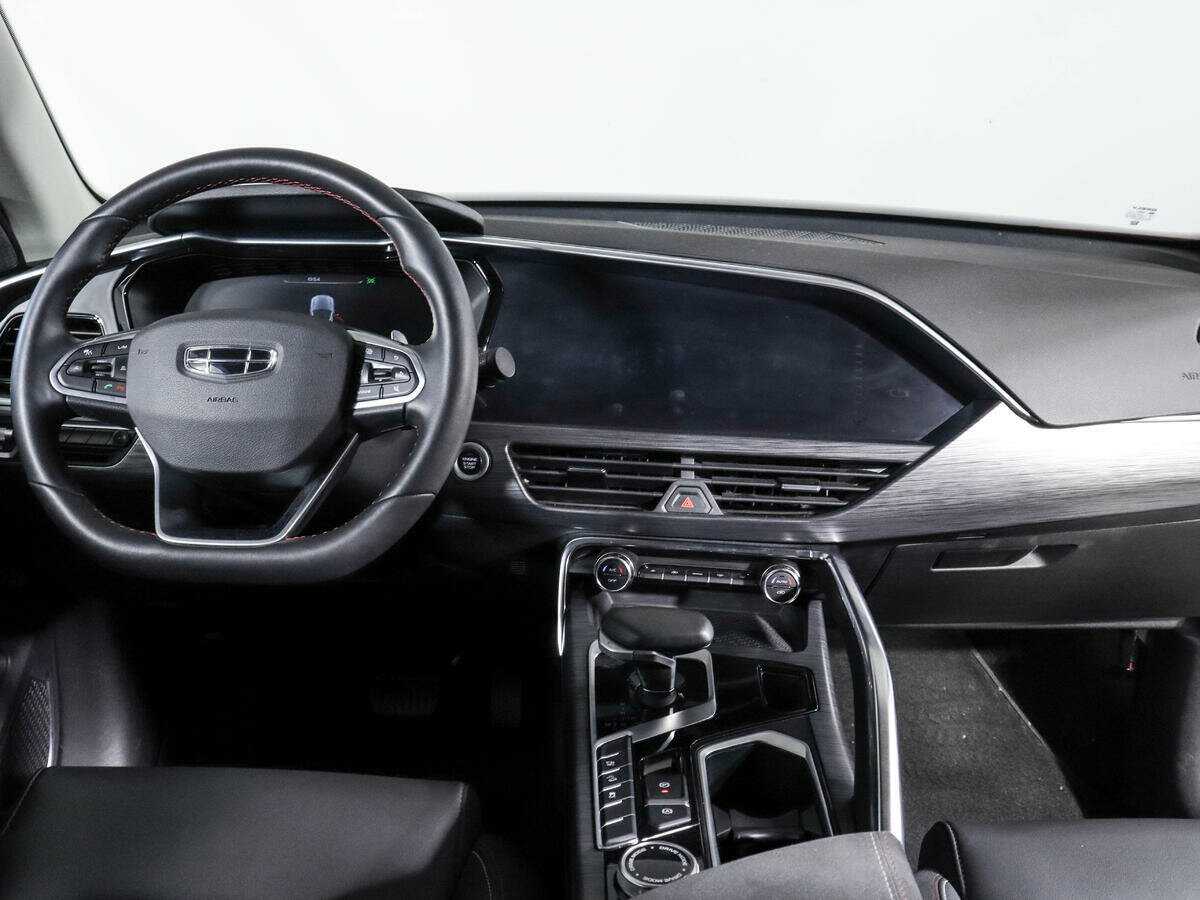 Geely Tugella с пробегом — 2021 год. Фото: #9