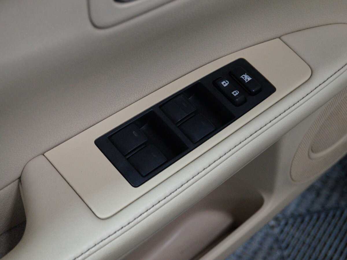 Lexus ES с пробегом — 2012 год. Фото: #8