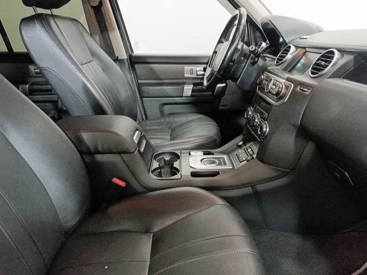 Land Rover Discovery с пробегом — 2013 год. Фото: #9