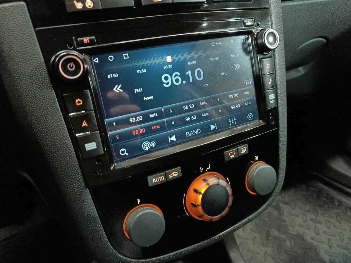 Opel Corsa с пробегом — 2013 год. Фото: #14