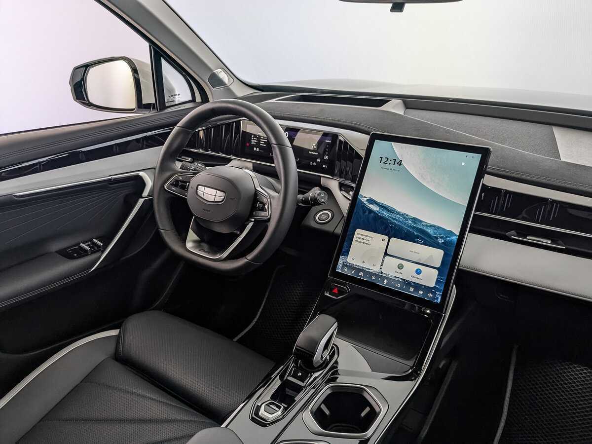 Geely Atlas с пробегом — 2024 год. Фото: #23