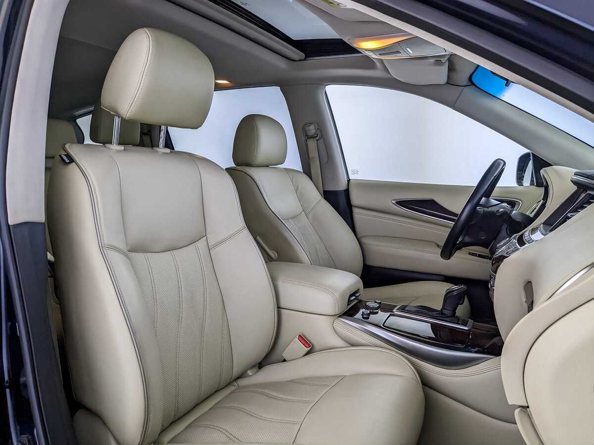 Infiniti QX60 с пробегом — 2017 год. Фото: #19