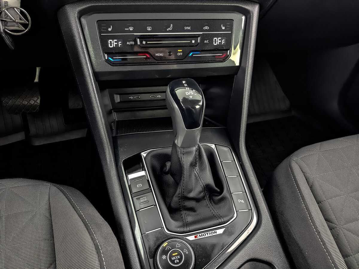 Volkswagen Tiguan с пробегом — 2021 год. Фото: #21