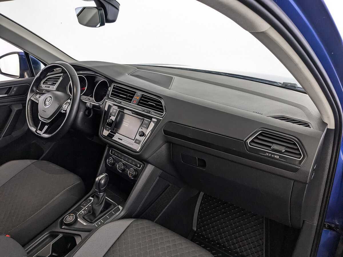 Volkswagen Tiguan с пробегом — 2018 год. Фото: #8