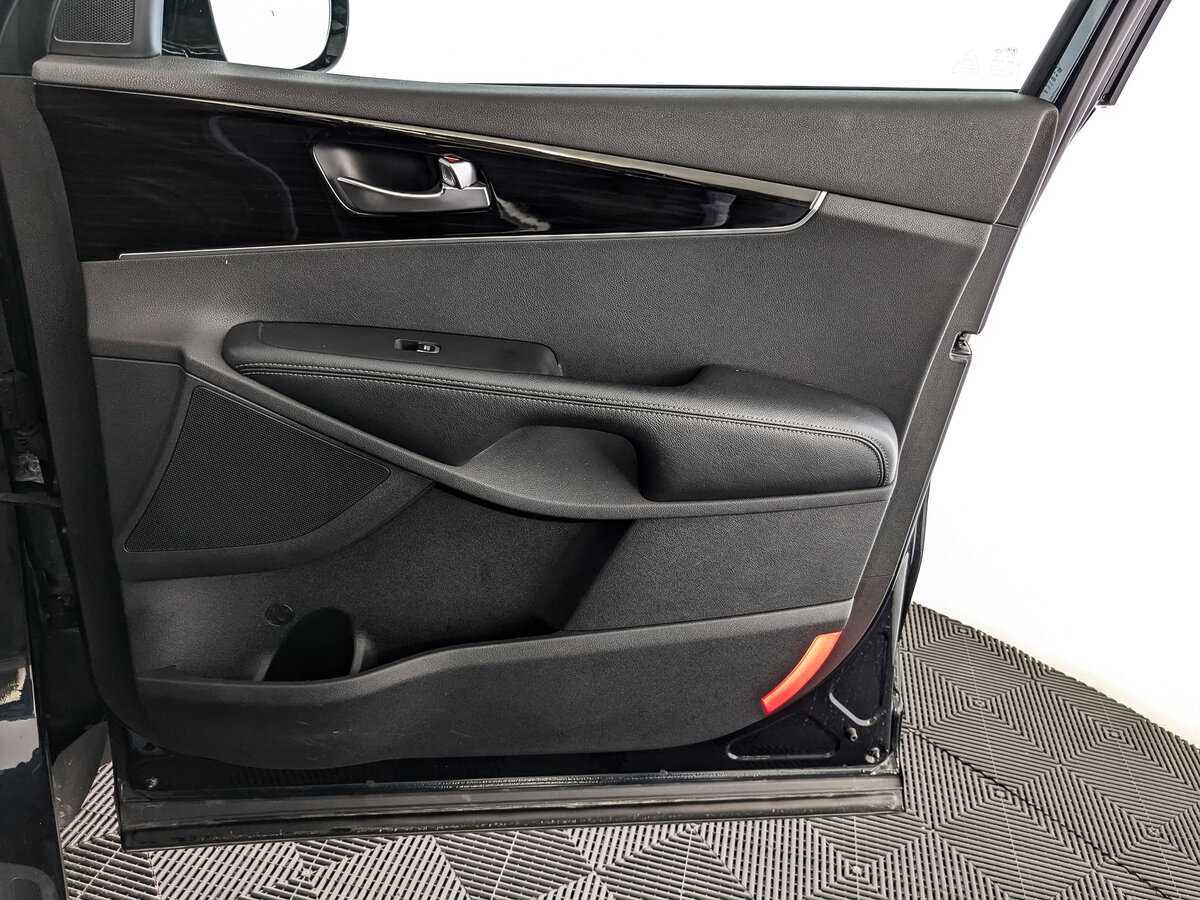 Kia Sorento с пробегом — 2020 год. Фото: #20