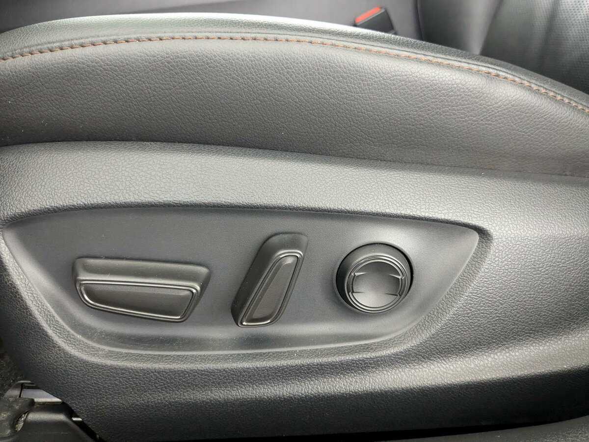 Toyota Camry с пробегом — 2020 год. Фото: #12