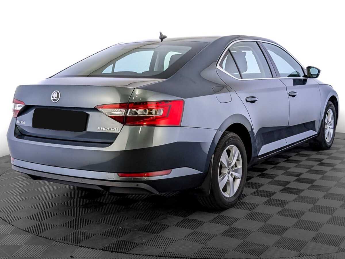 Skoda Superb с пробегом — 2019 год. Фото: #4