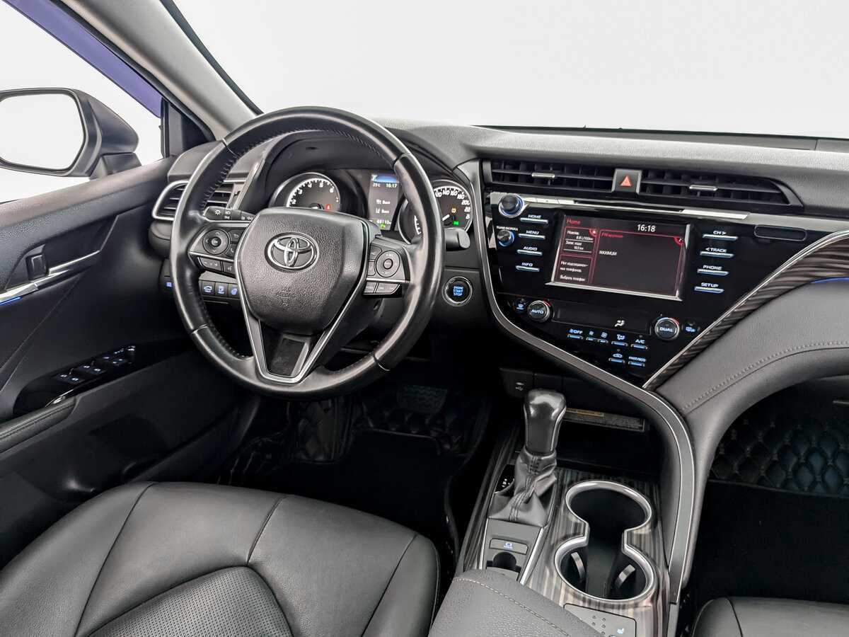 Toyota Camry с пробегом — 2021 год. Фото: #25