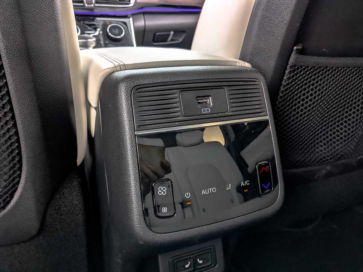 EXEED VX с пробегом — 2022 год. Фото: #25