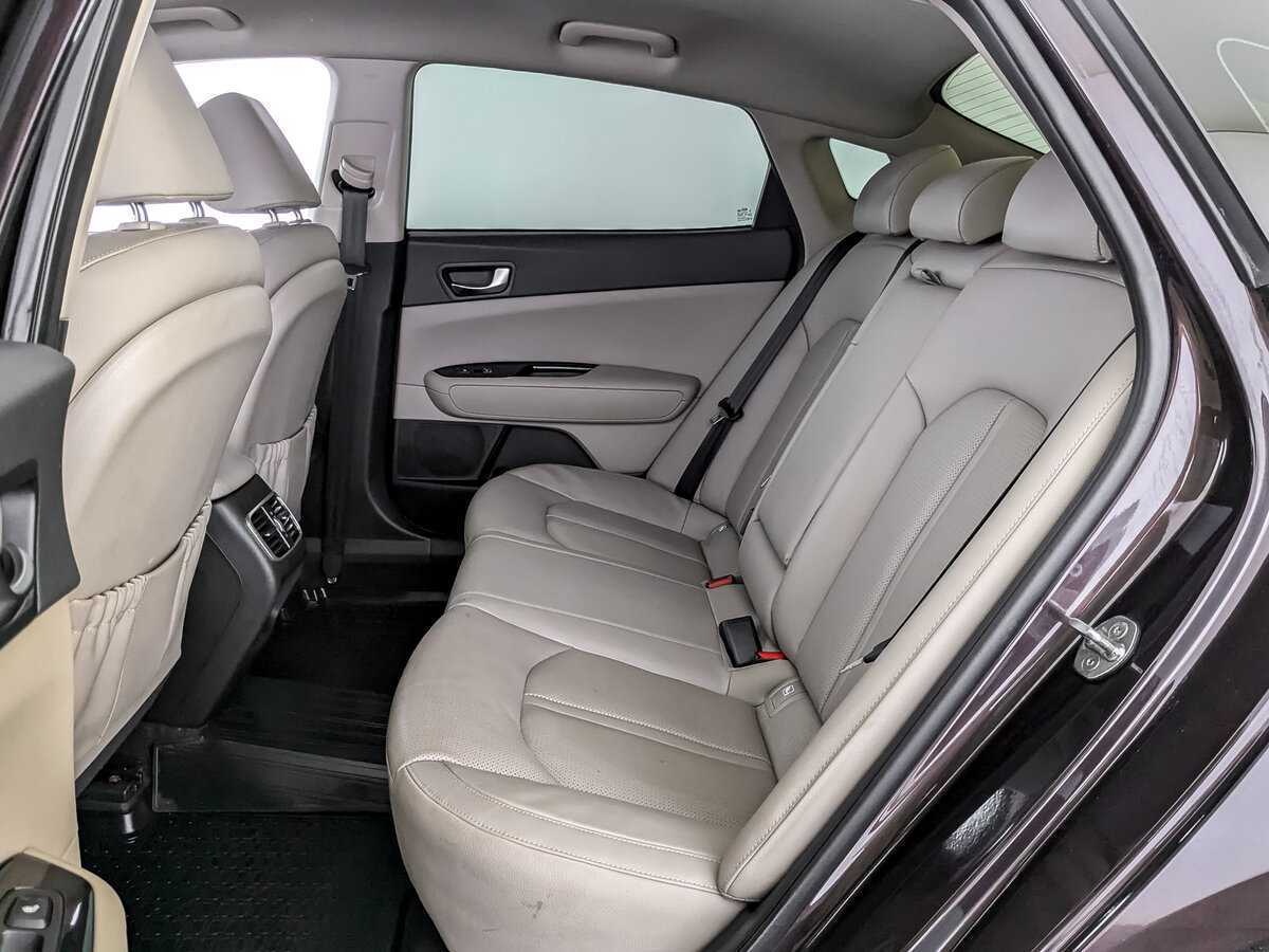 Kia Optima с пробегом — 2018 год. Фото: #9