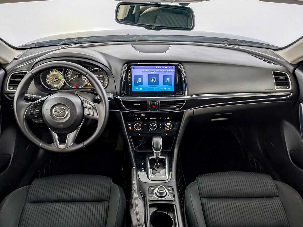 Mazda 6 с пробегом — 2014 год. Фото: #11