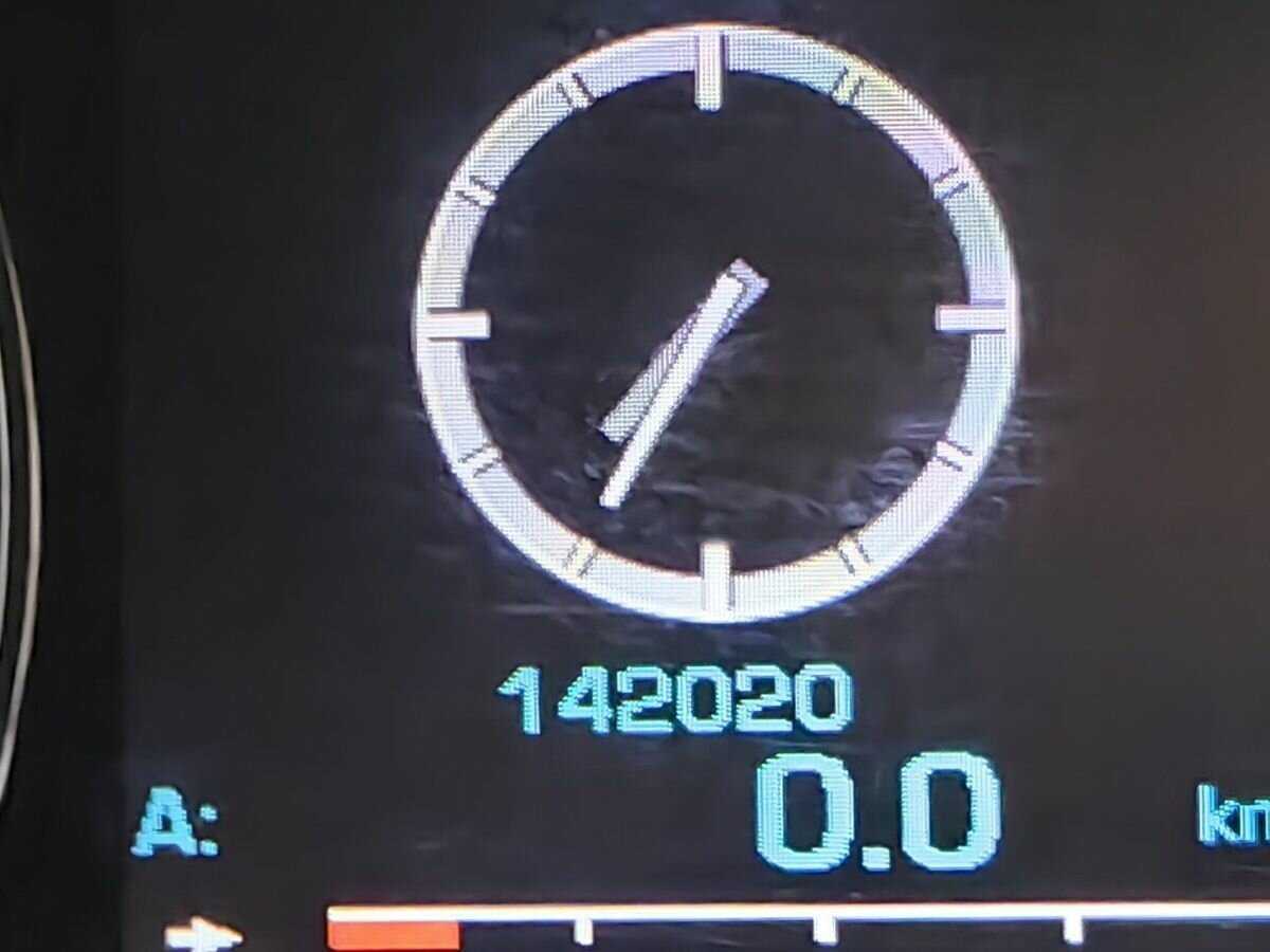 Jaguar XF с пробегом — 2013 год. Фото: #16