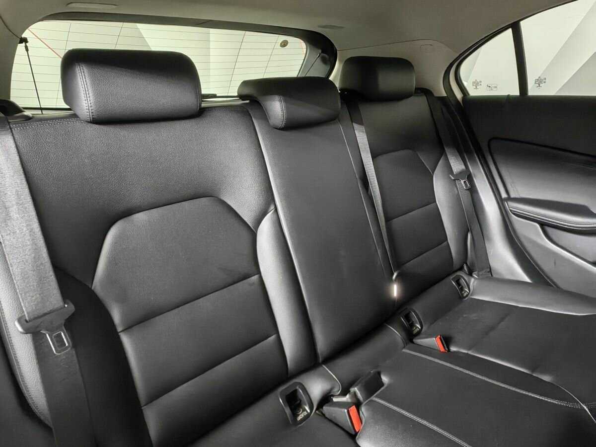 Mercedes-Benz A-Класс с пробегом — 2013 год. Фото: #12