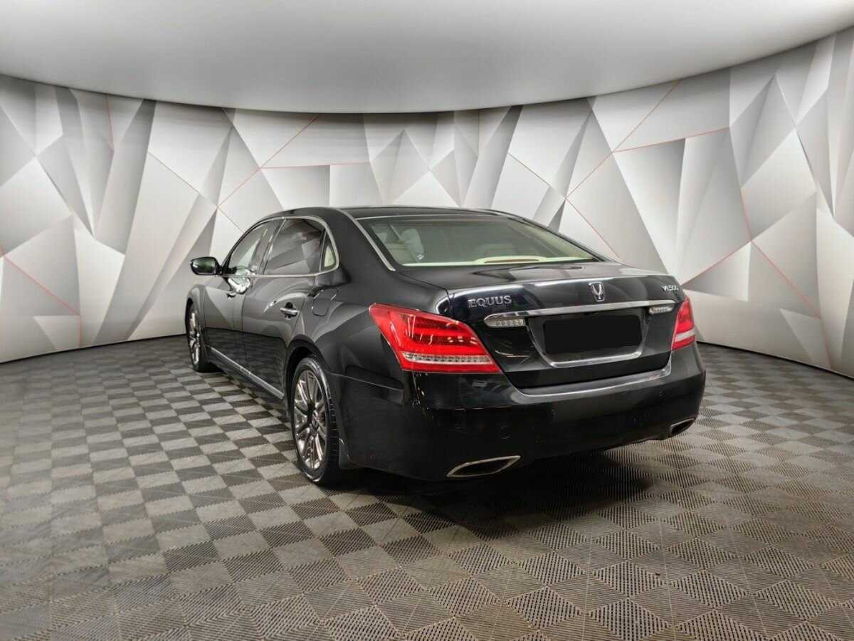 Hyundai Equus с пробегом — 2013 год. Фото: #3