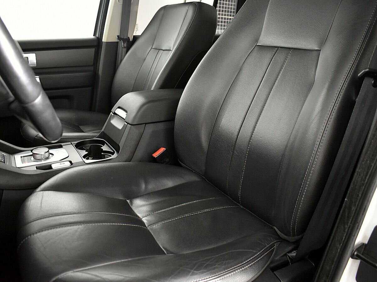 Land Rover Discovery с пробегом — 2014 год. Фото: #7