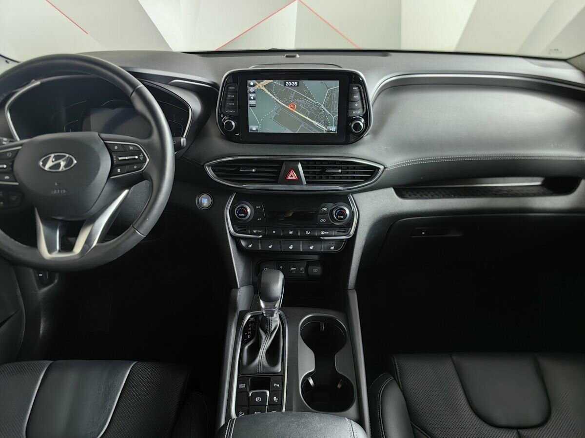 Hyundai Santa Fe с пробегом — 2018 год. Фото: #10