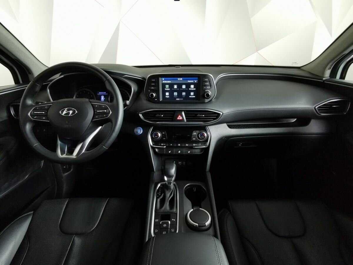 Hyundai Santa Fe с пробегом — 2019 год. Фото: #9