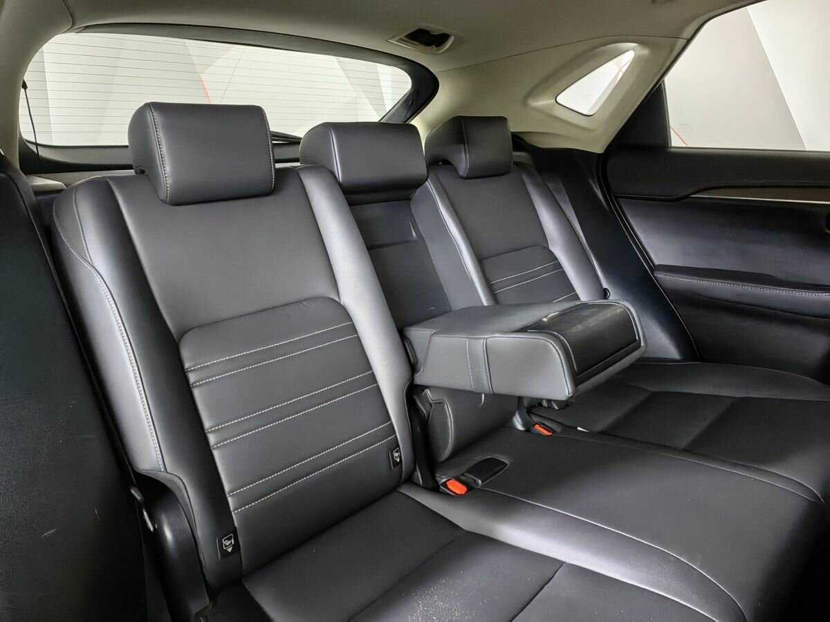 Lexus NX с пробегом — 2016 год. Фото: #12