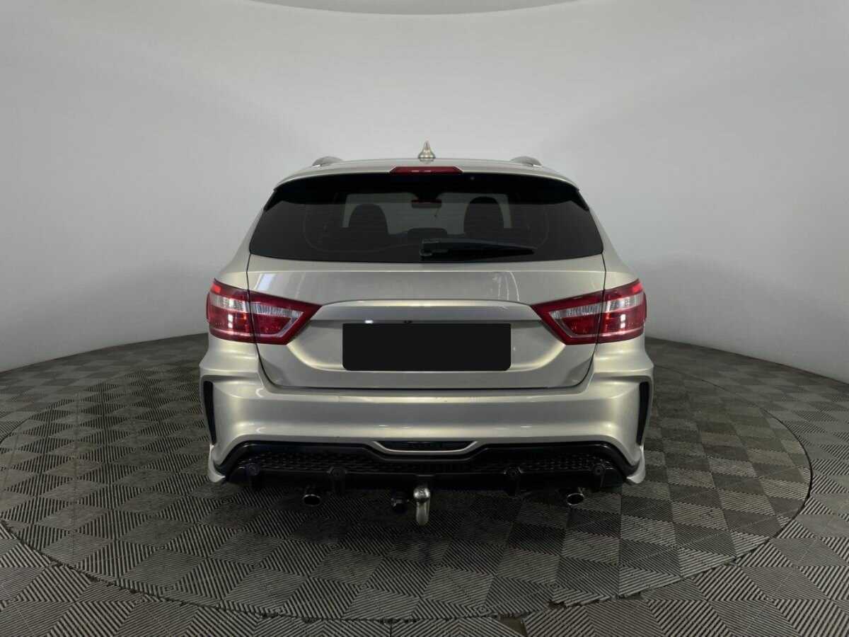 Lada (ВАЗ) Vesta с пробегом — 2018 год. Фото: #2