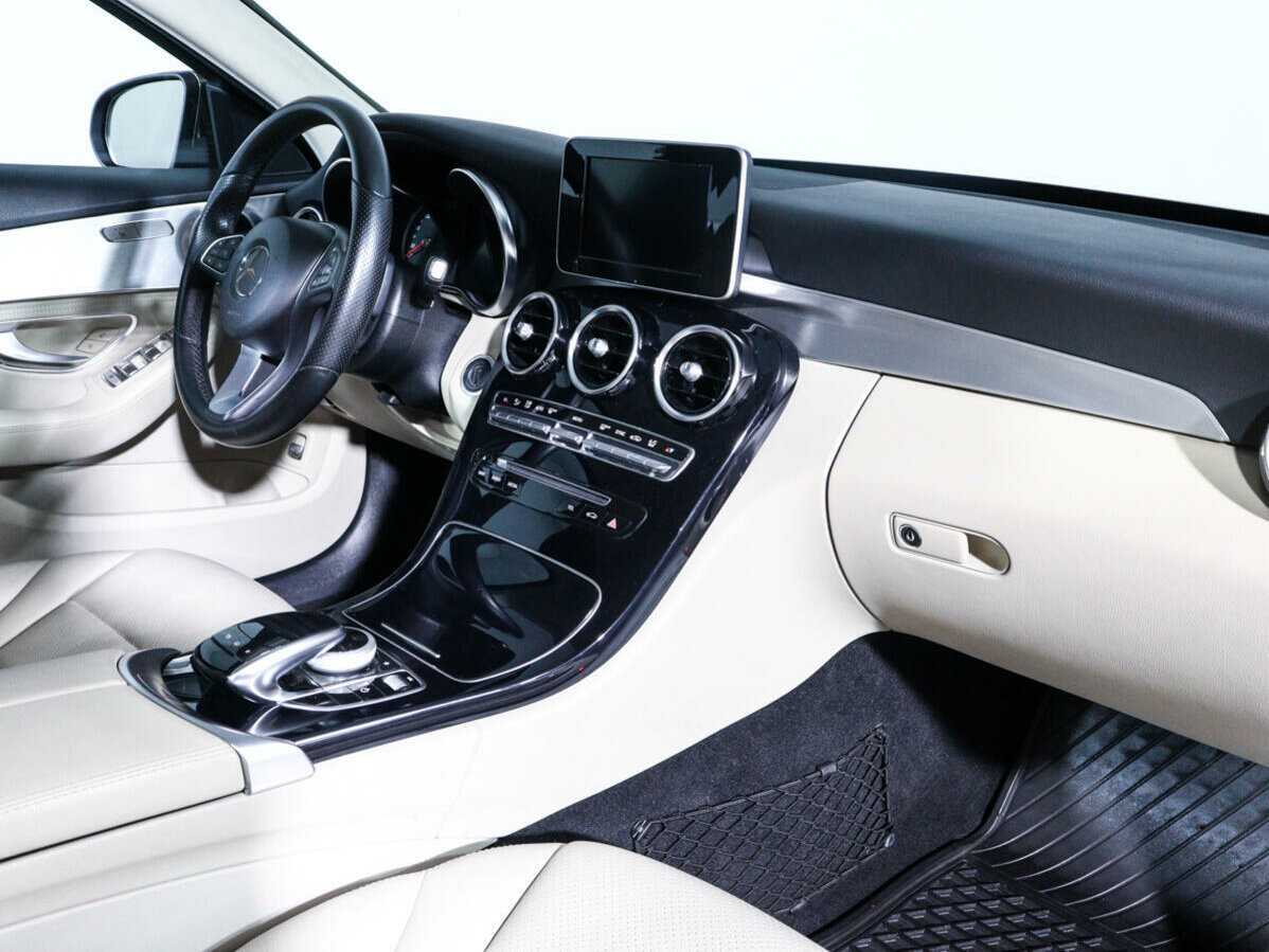 Mercedes-Benz C-Класс с пробегом — 2015 год. Фото: #8
