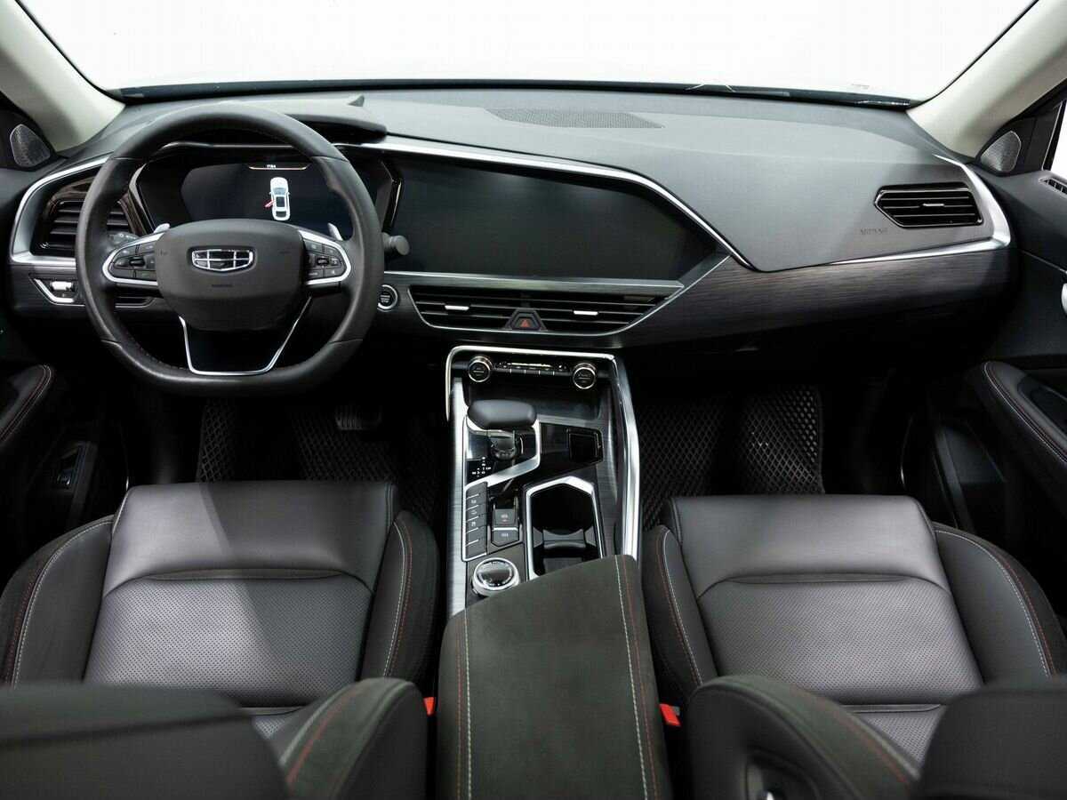 Geely Tugella с пробегом — 2022 год. Фото: #12