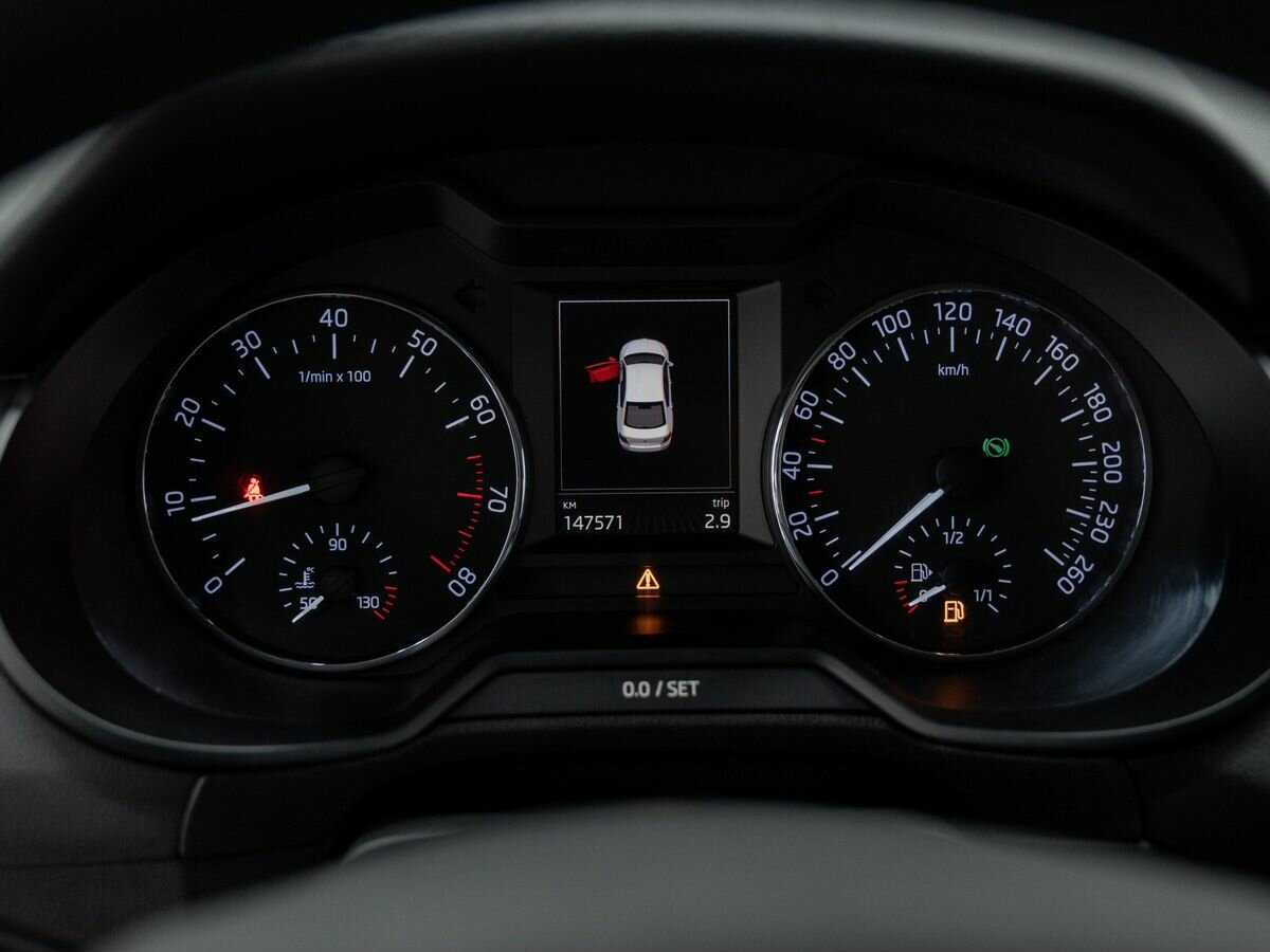 Skoda Octavia с пробегом — 2016 год. Фото: #19