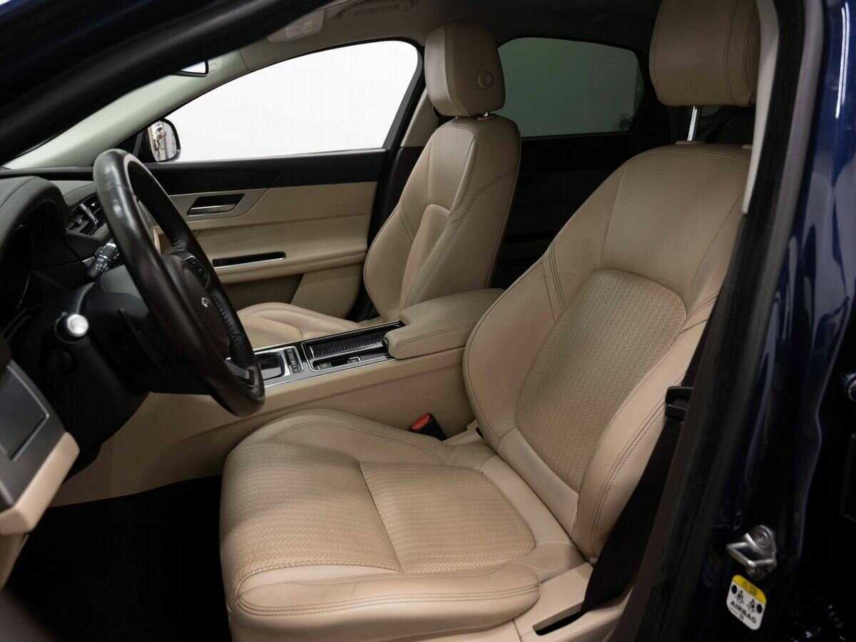 Jaguar XF с пробегом — 2017 год. Фото: #9