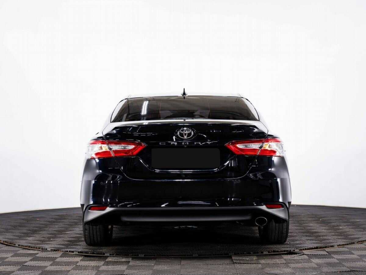 Toyota Camry с пробегом — 2019 год. Фото: #4