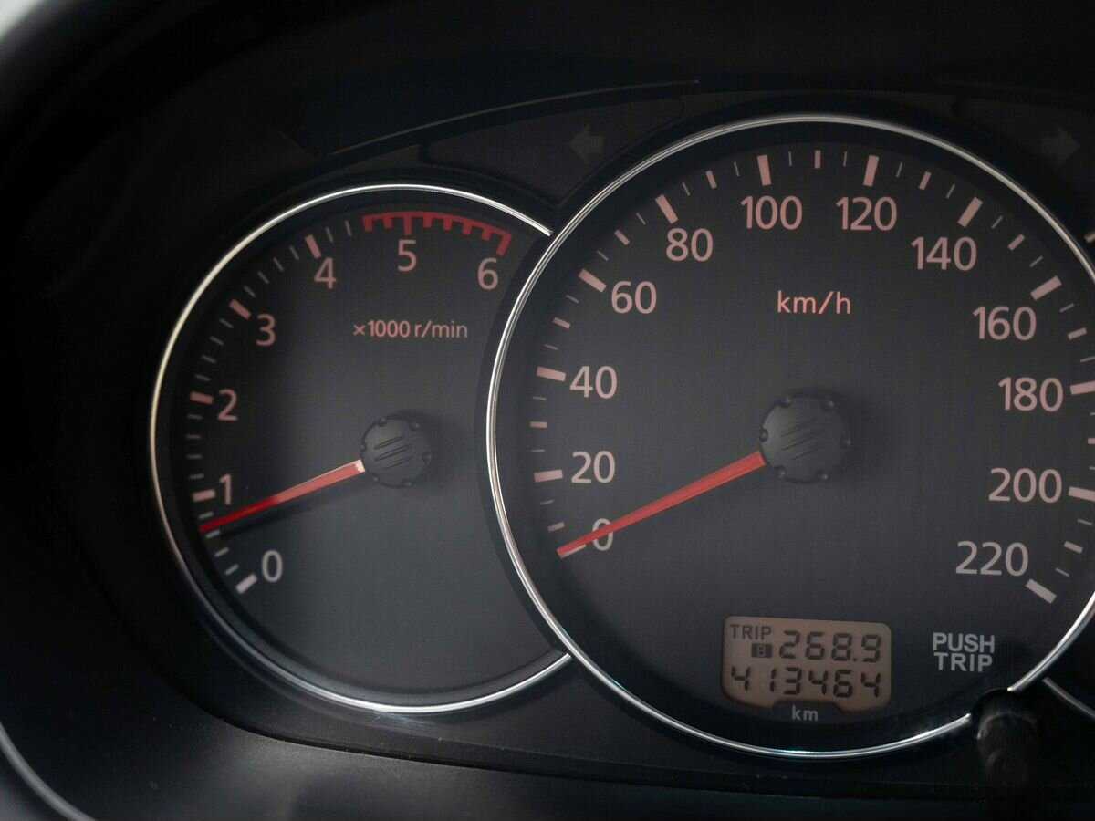 Mitsubishi Pajero Sport с пробегом — 2014 год. Фото: #14