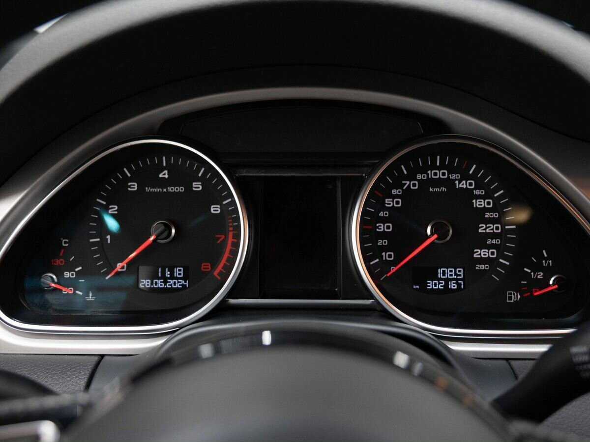 Audi Q7 с пробегом — 2012 год. Фото: #17