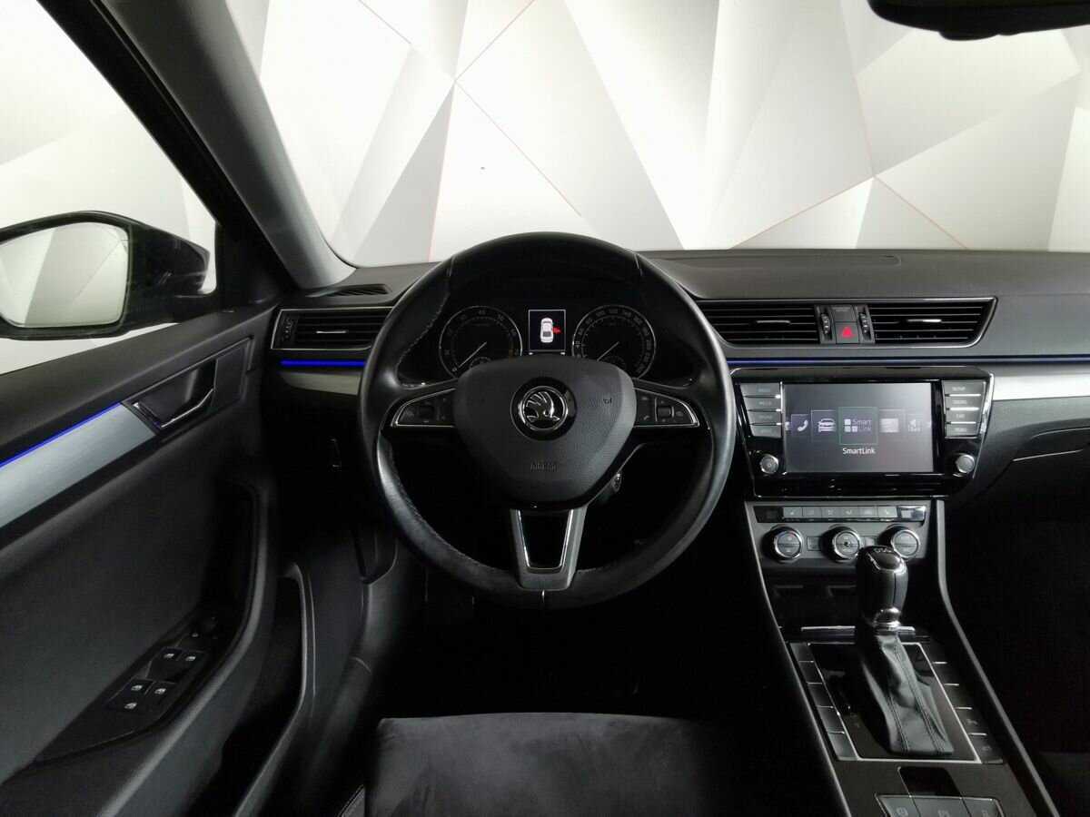 Skoda Superb с пробегом — 2017 год. Фото: #14