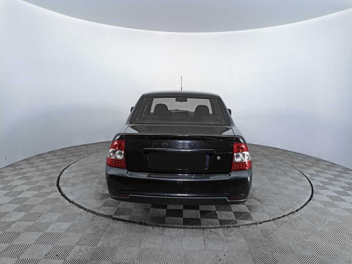 Lada (ВАЗ) Priora с пробегом — 2016 год. Фото: #5