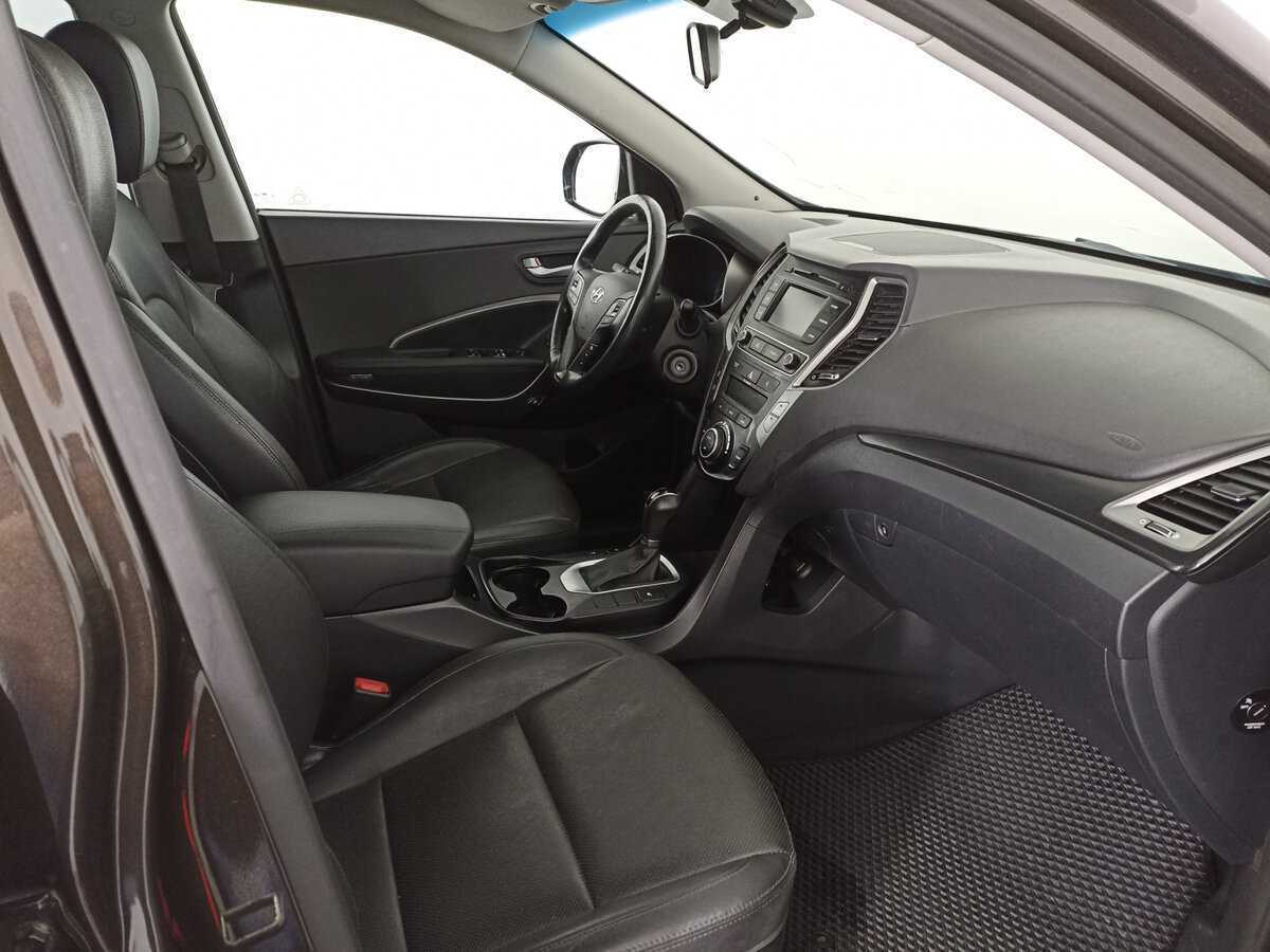 Hyundai Santa Fe с пробегом — 2017 год. Фото: #8