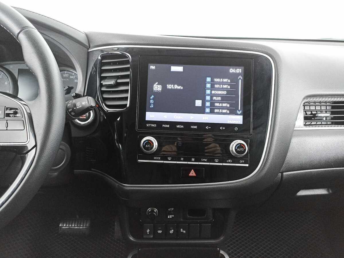 Mitsubishi Outlander с пробегом — 2021 год. Фото: #12