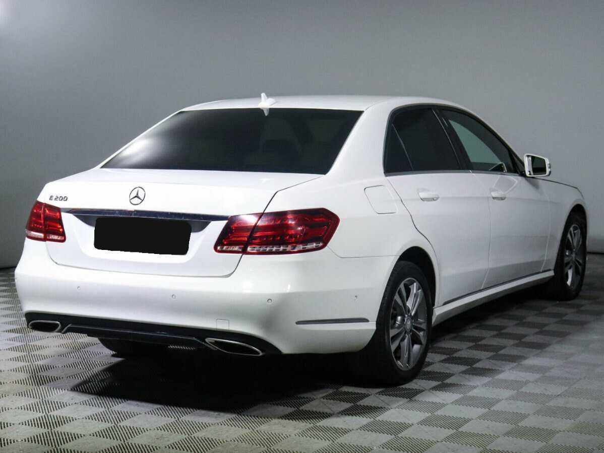 Mercedes-Benz E-Класс с пробегом — 2014 год. Фото: #3