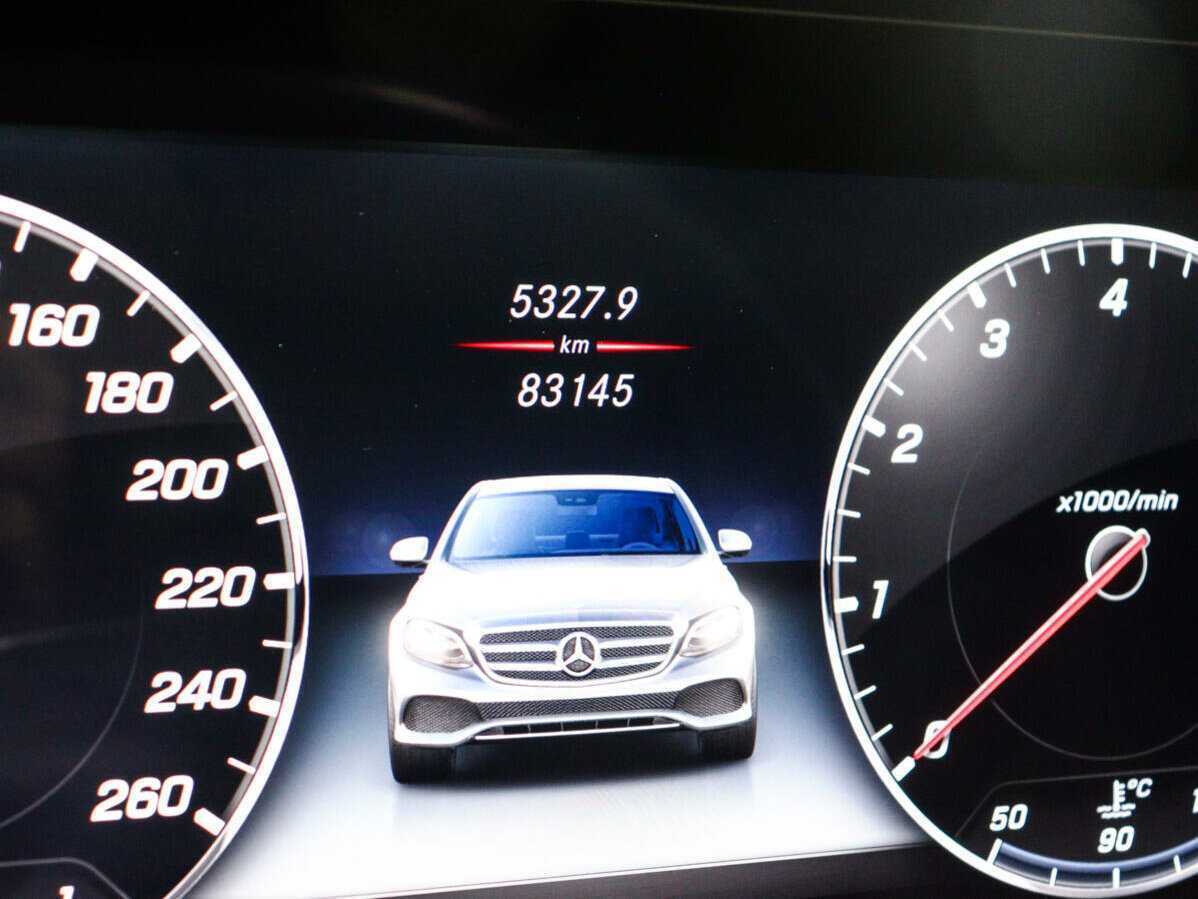 Mercedes-Benz E-Класс с пробегом — 2017 год. Фото: #10