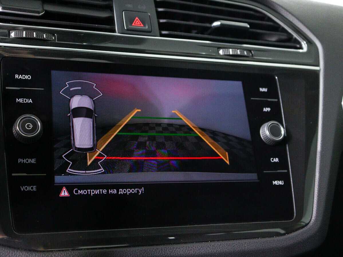 Volkswagen Tiguan с пробегом — 2020 год. Фото: #13