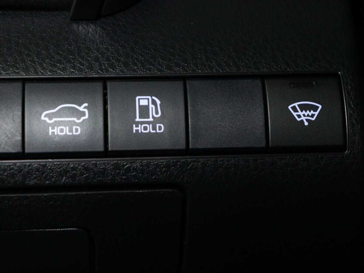 Toyota Camry с пробегом — 2020 год. Фото: #15