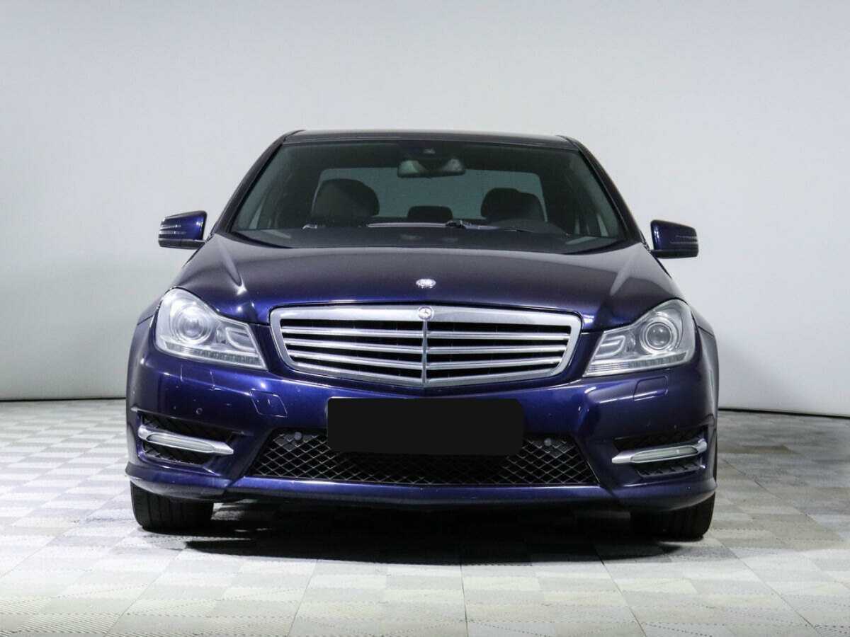 Mercedes-Benz C-Класс с пробегом — 2012 год. Фото: #1