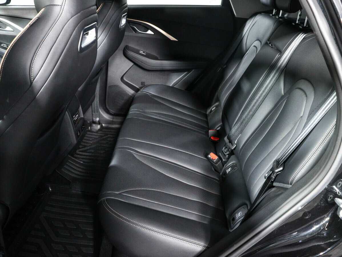 OMODA C5 с пробегом — 2023 год. Фото: #7