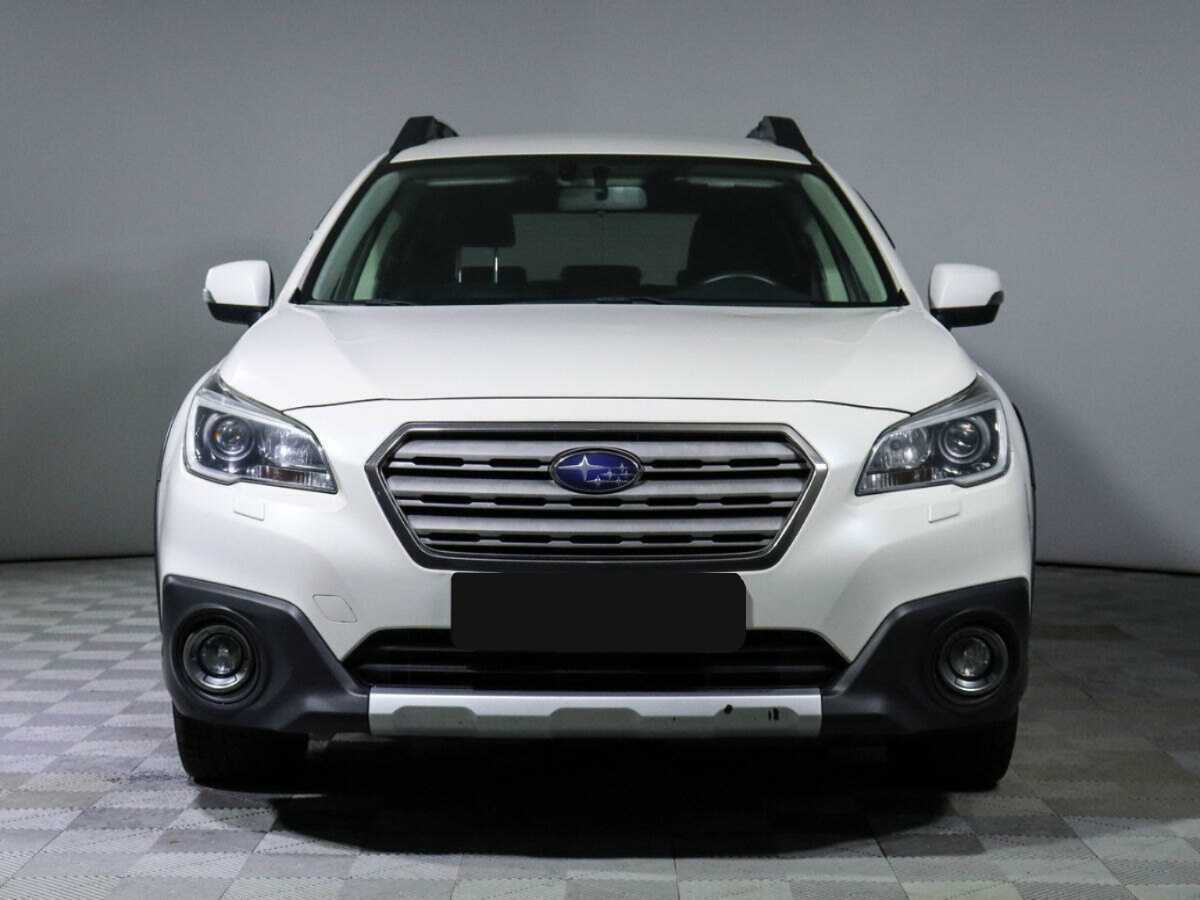 Subaru Outback с пробегом — 2015 год. Фото: #1