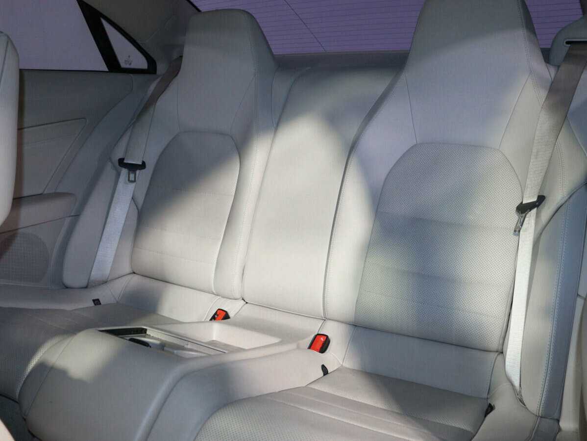 Mercedes-Benz E-Класс с пробегом — 2013 год. Фото: #7