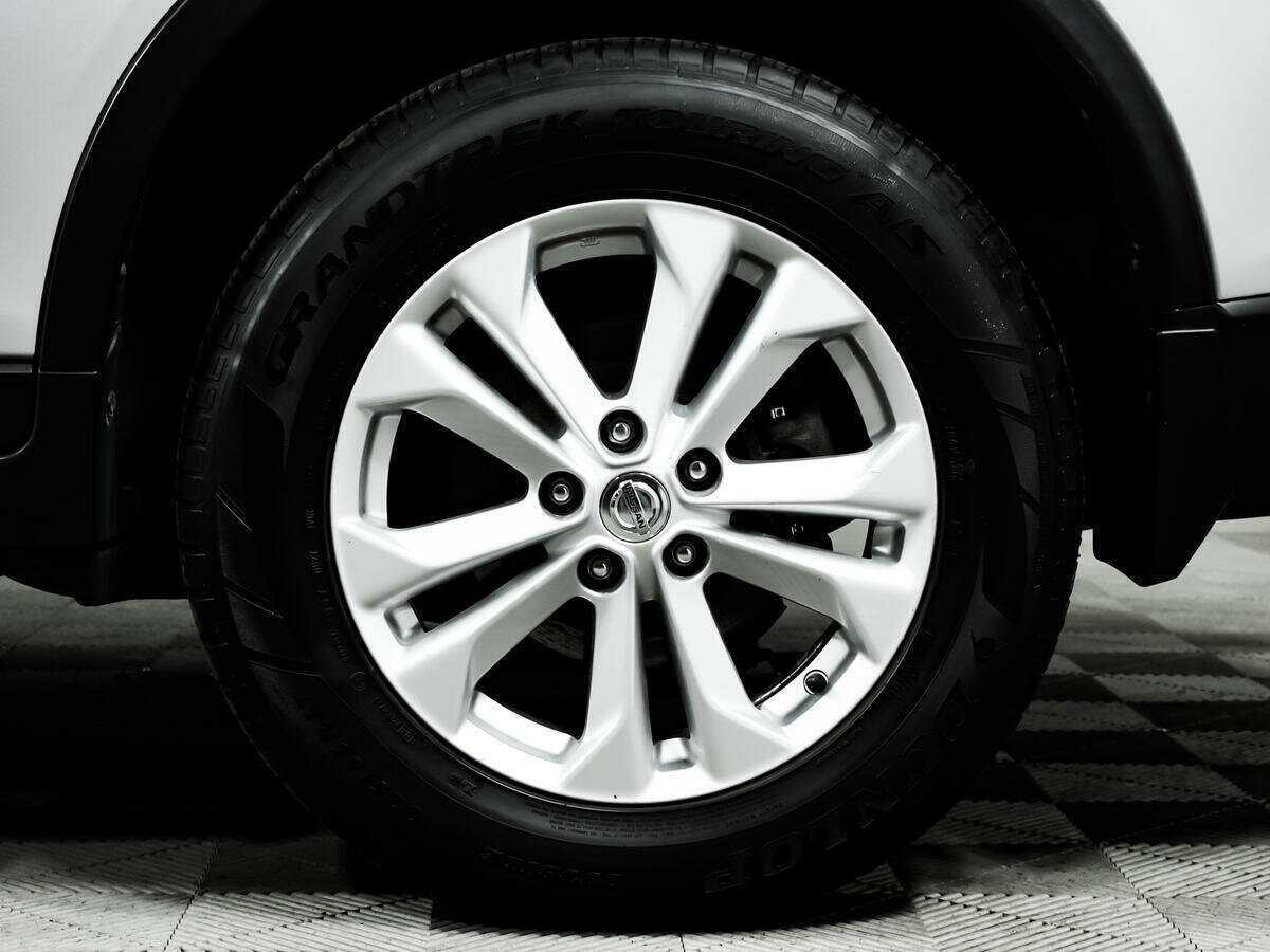 Nissan X-Trail с пробегом — 2015 год. Фото: #13